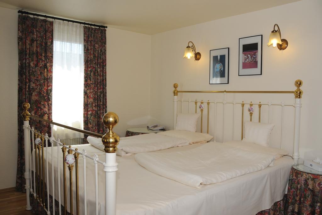 Hotel Admiral ヴィースバーデン 部屋 写真