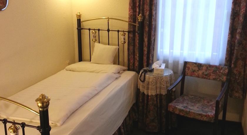 Hotel Admiral ヴィースバーデン エクステリア 写真