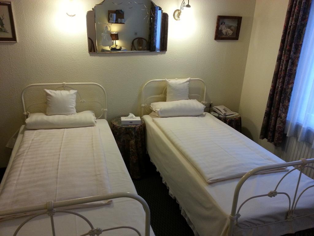 Hotel Admiral ヴィースバーデン エクステリア 写真